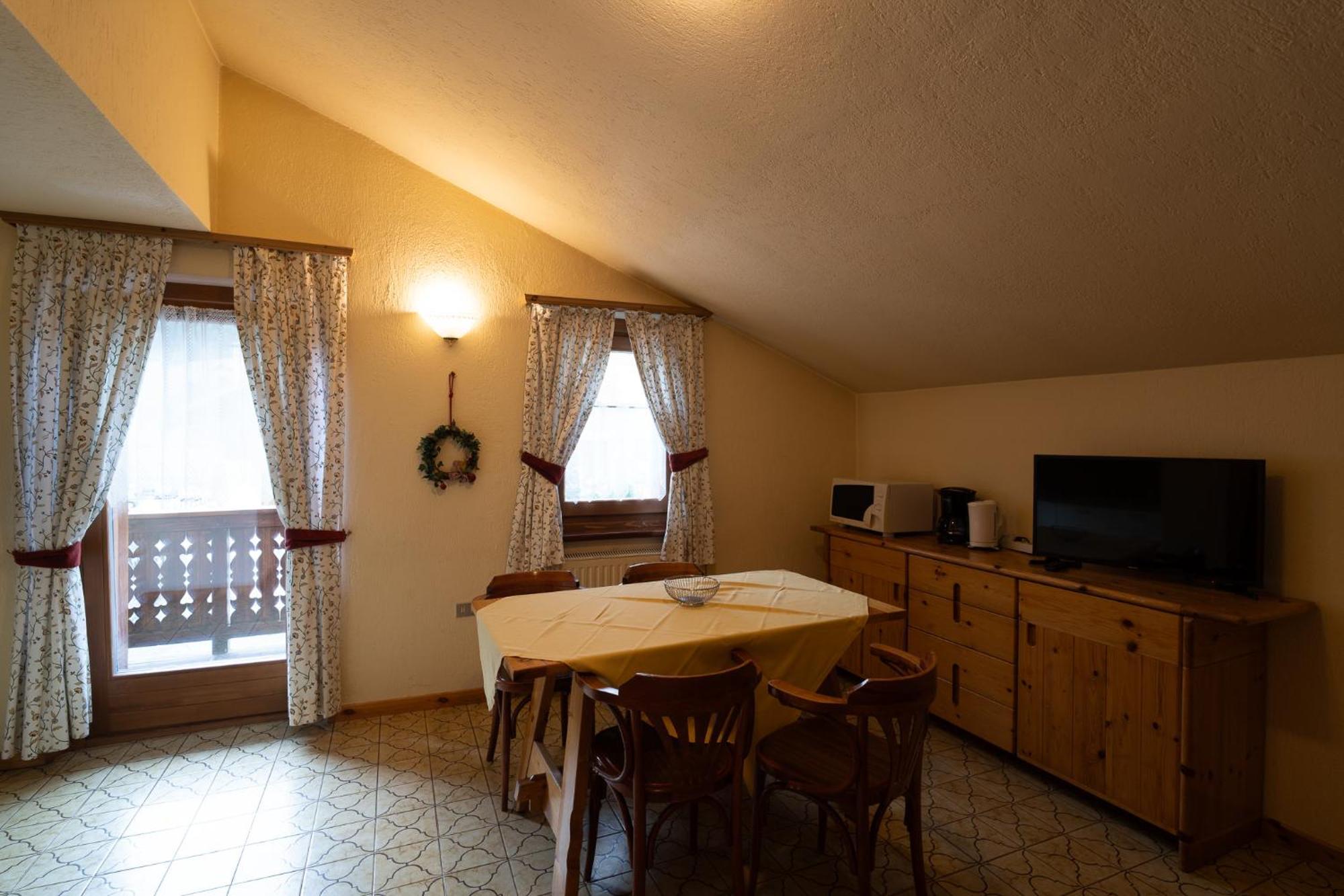 Aparthotel L'arcobi 3*