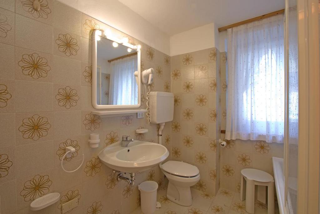 Aparthotel L'arcobi 3*