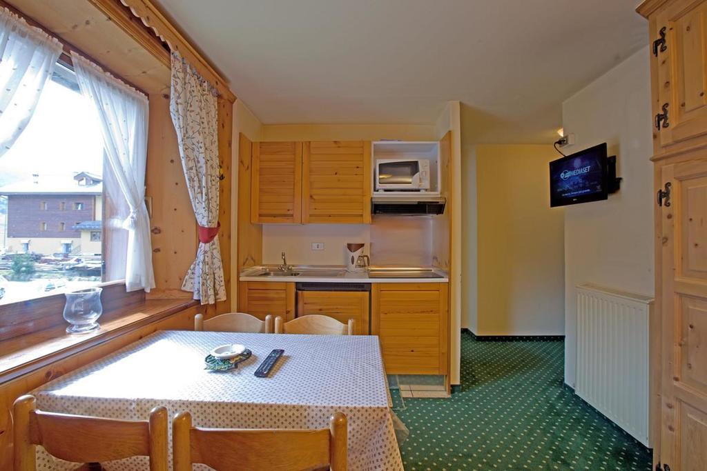 Aparthotel L'arcobi 3*
