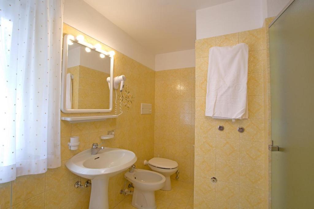 Aparthotel L'arcobi 3*